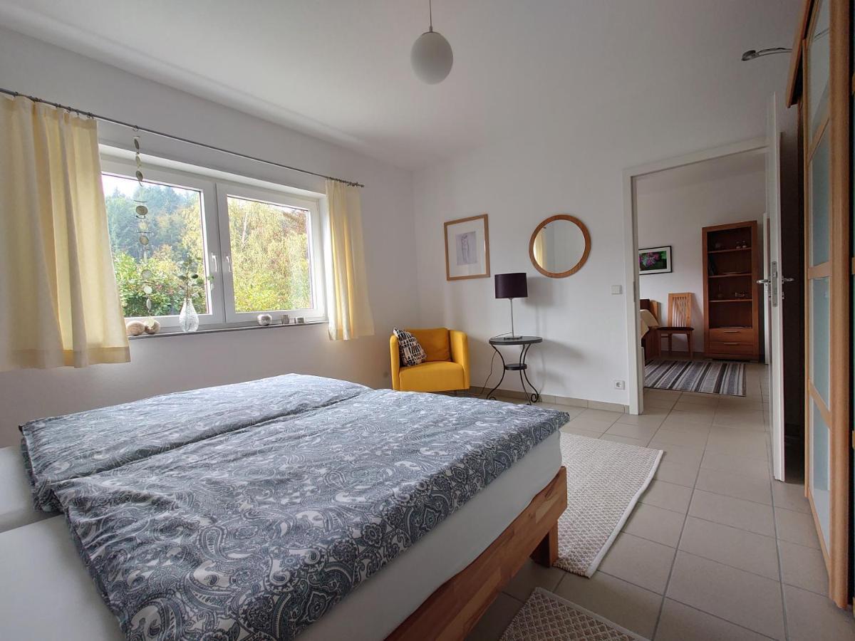 UrlaubsRaum Apartamento Heiligkreuzsteinach Exterior foto